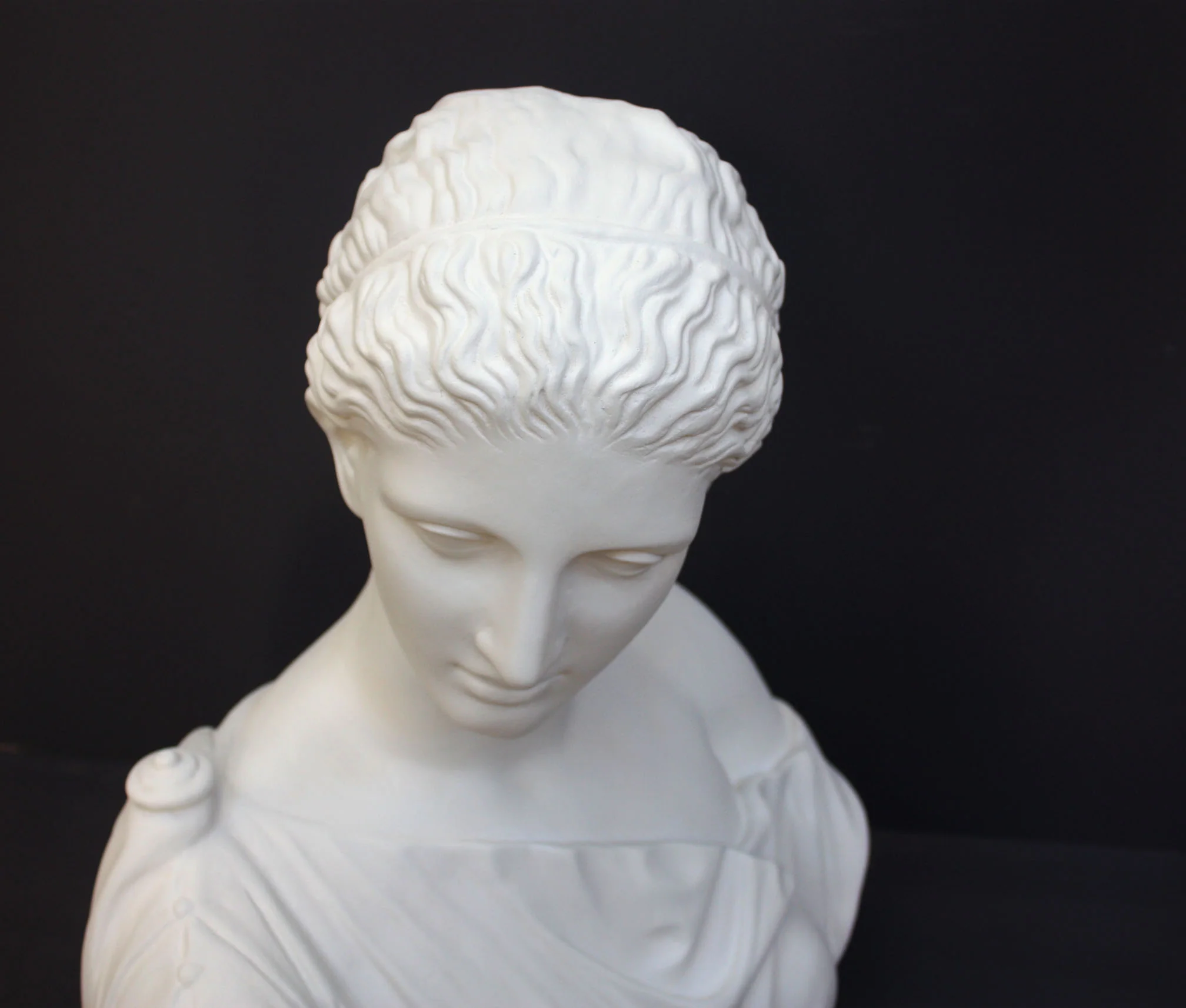 Diana Robing Bust - Item #408 - Image 5