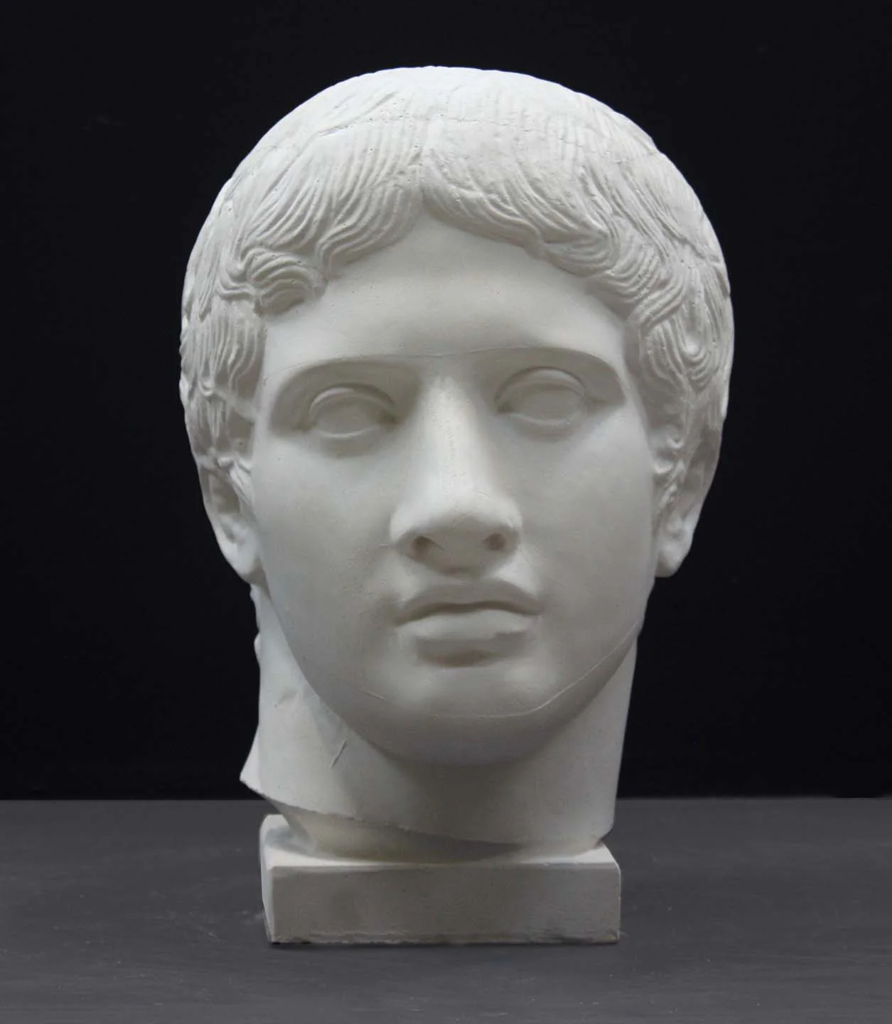 Doryphoros Head - Item #437