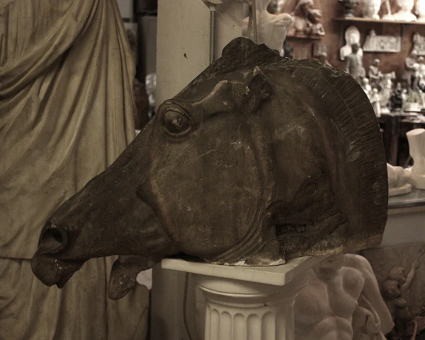 Horse of Selene - Item #69 - Image 3