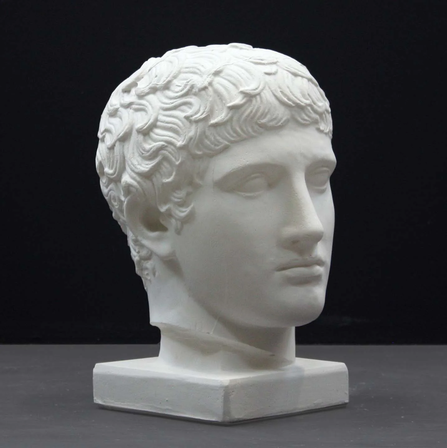 Idolino Head - Item #436 - Image 6