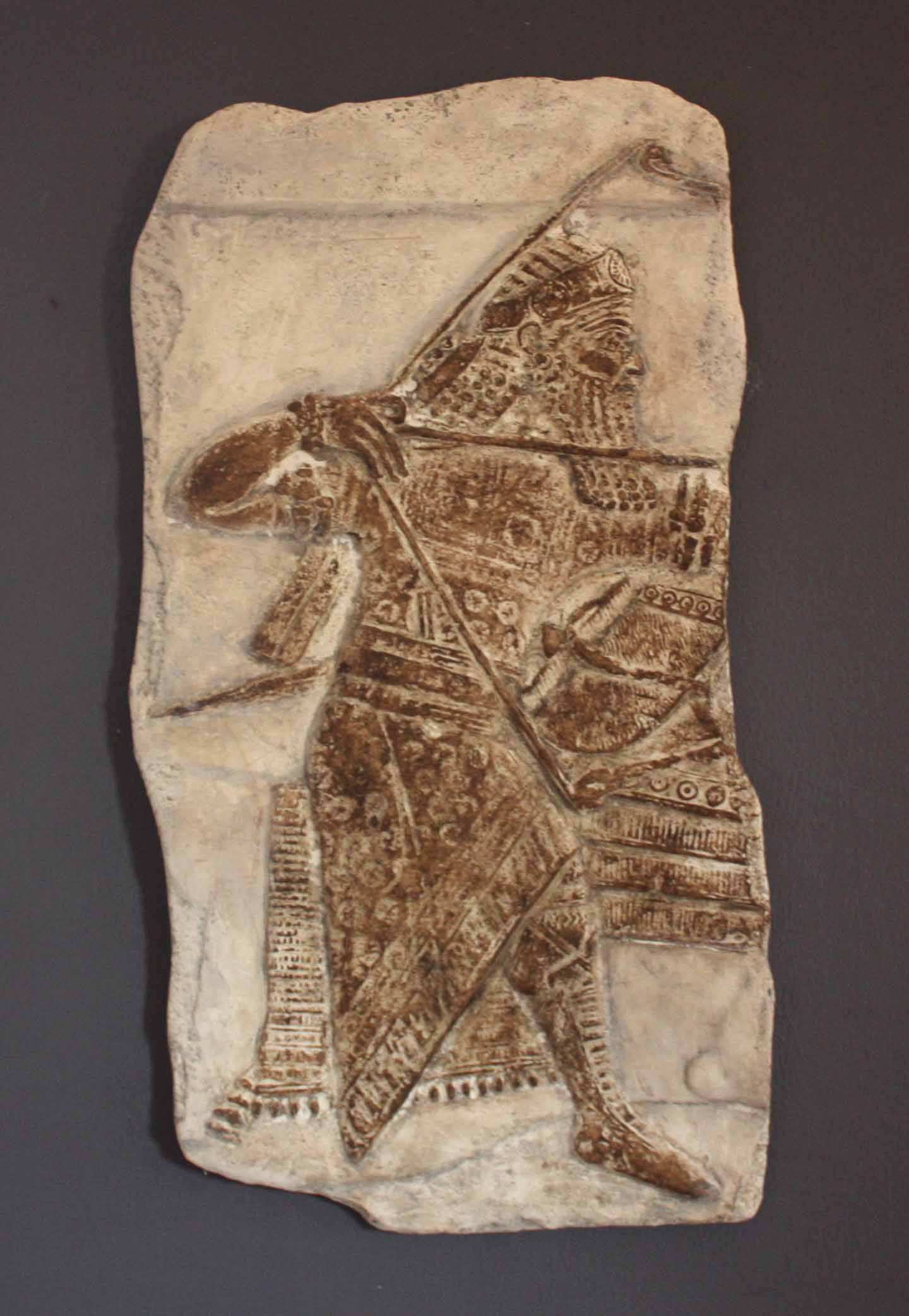 King Ashurbanipal (Fragment) - Item #738 - Image 2