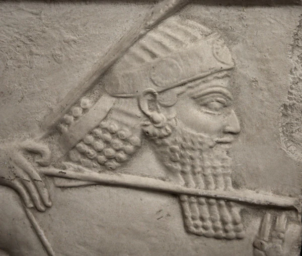 King Ashurbanipal (Fragment) - Item #738 - Image 5